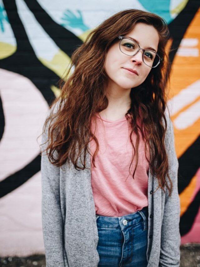 जाने 10वी के बाद कौन सा सब्जेक्ट चुनकर पढाई करे (नौकरी की कमी नहीं होगी)